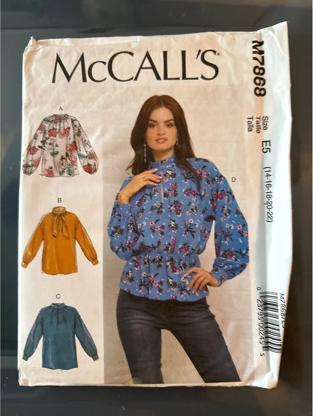 McCALL'S M7868 Easy Loose-Fitting Tops Sewing Pattern Size E5 (14-22)